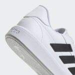 ⁦adidas Unisex Courtblock Shoes - White- حذاء اديداس كورت بلوك للجنسين لون أبيض⁩ - الصورة ⁦9⁩