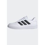 ⁦adidas Unisex Courtblock Shoes - White- حذاء اديداس كورت بلوك للجنسين لون أبيض⁩ - الصورة ⁦12⁩
