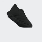 ⁦حذاء اديداس سويتش رن للرجال لون أسود-adidas Mens' Switch Run Running Shoes - Black⁩ - الصورة ⁦16⁩