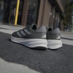 ⁦adidas Mens' Supernova Stride Shoes -Black- حذاء اديداس سوبر نوفا سترايد للرجال لون أسود⁩ - الصورة ⁦25⁩