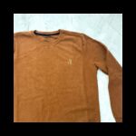 ⁦بلوزة قطنية بأكمام طويلة للرجال لون بني⁩ - الصورة ⁦2⁩