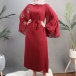 ⁦عباية للنساء لون خمري⁩ - الصورة ⁦4⁩