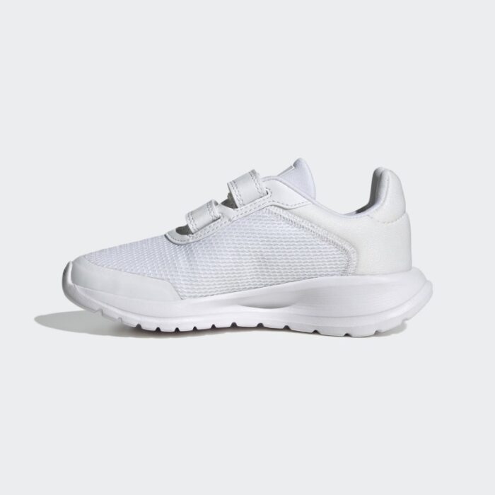 ⁦حذاء اديداس تنسور رن للأطفال لون أبيض-adidas Kids' Tensaur Run 2.0 Cf K Shoes- White⁩ - الصورة ⁦5⁩