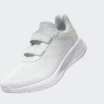 ⁦حذاء اديداس تنسور رن للأطفال لون أبيض-adidas Kids' Tensaur Run 2.0 Cf K Shoes- White⁩ - الصورة ⁦12⁩