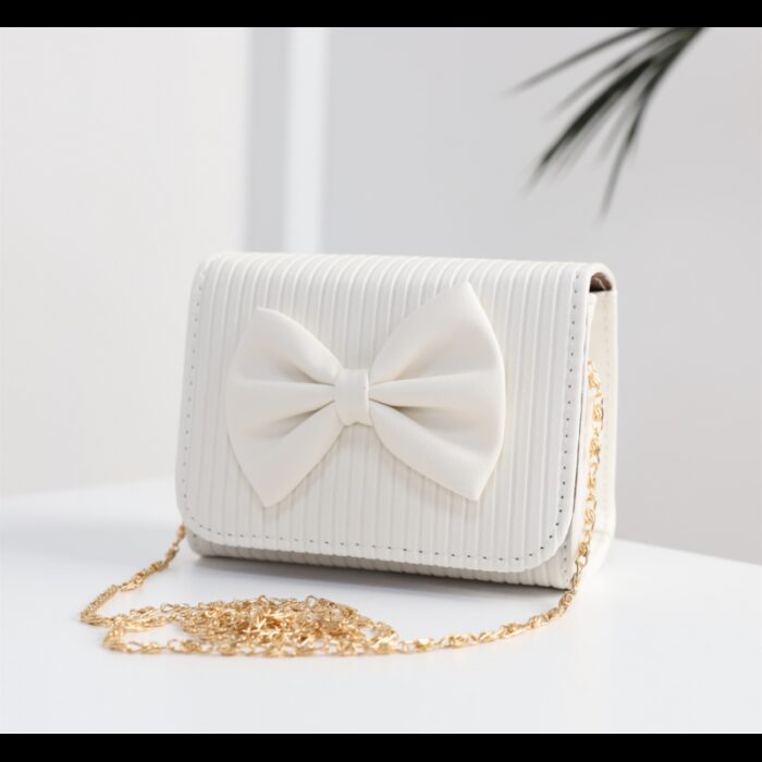 ⁦حقيبة يد للأطفال لون أبيض⁩ - الصورة ⁦3⁩