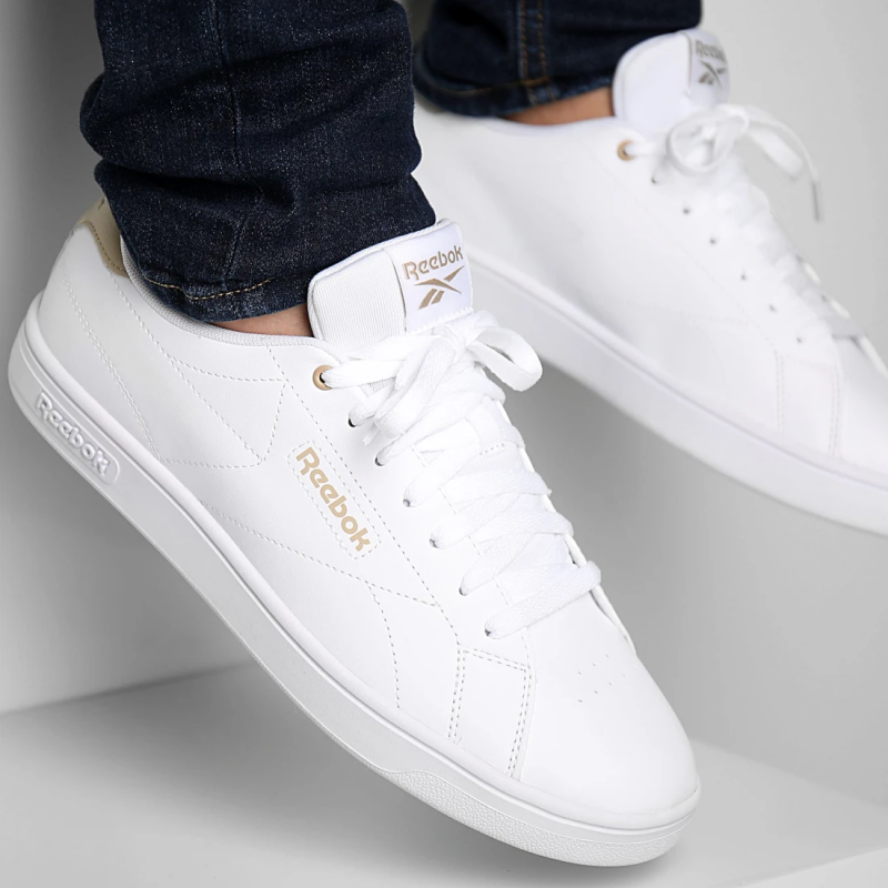 ⁦حذاء ريبوك كورت كلين للجنسين لون أبيض وبيج ونعل أبيض - Reebok Unisex' Court Clean Shoes⁩ - الصورة ⁦1⁩