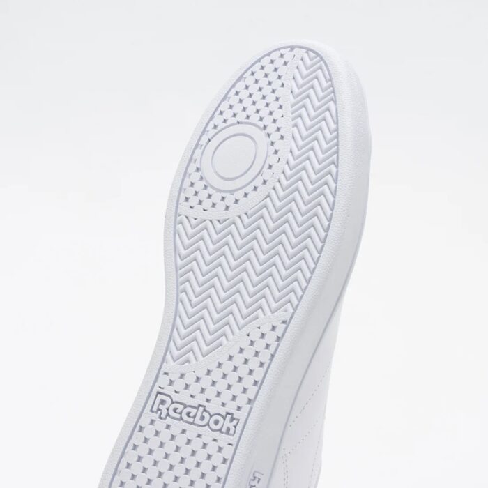 ⁦حذاء ريبوك كورت كلين للجنسين لون أبيض ونعل أبيض - Reebok Unisex' Court Clean Shoes⁩ - الصورة ⁦10⁩