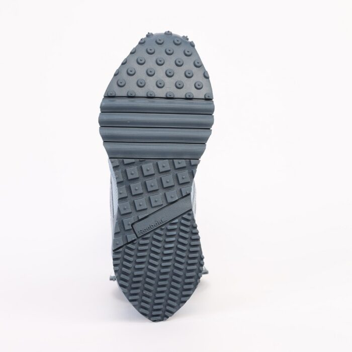 ⁦حذاء ريبوك ال اكس 2200 للرجال لون رمادي وأزرق ونعل أبيض - Reebok Mens' LX2200 Casual Shoes⁩ - الصورة ⁦5⁩