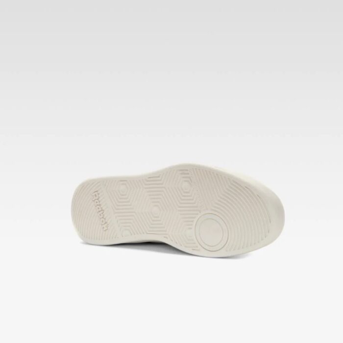 ⁦حذاء ريبوك كورت أدفانس كليب للرجال لون أبيض ورمادي ونعل أبيض- Reebok Men' Court Advance Clip Shoes⁩ - الصورة ⁦4⁩