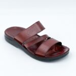 شبشب جلد طبيعي من  للرجال لون عسلي ونعل أسود