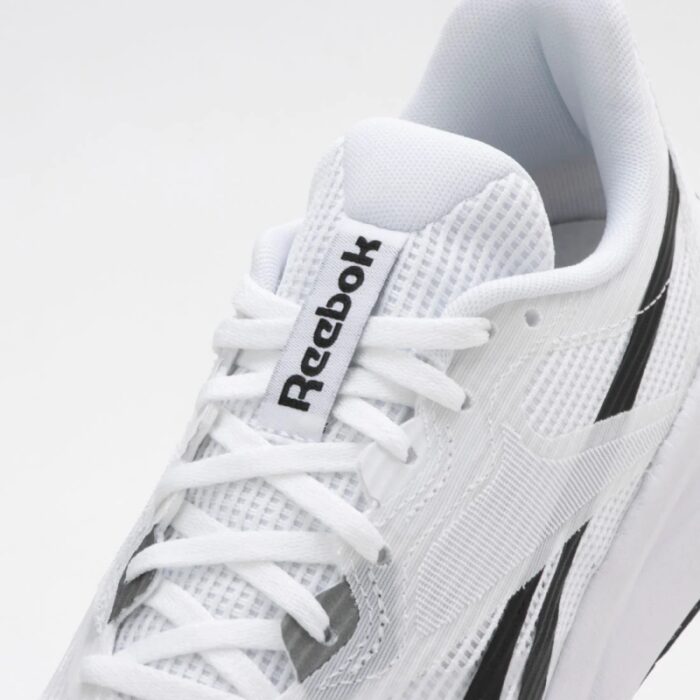 ⁦حذاء ريبوك اينيرجن تك بلس للجنسين لون أبيض وأسود ونعل أبيض- Reebok Unisex' Energen Tech Plus Shoes⁩ - الصورة ⁦13⁩