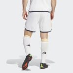 ⁦شورت اديداس ريال مدريد للجنسين لون أبيض-adidas Real Madrid 23/24 Home Shorts - White⁩ - الصورة ⁦5⁩