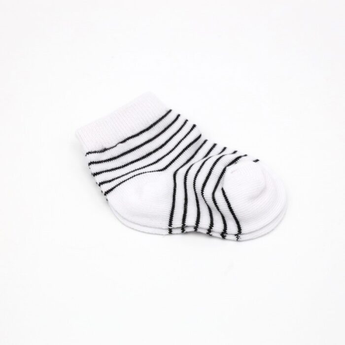 ⁦جرابات للأطفال (3 أزواج) بألوان متعددة⁩ - الصورة ⁦3⁩