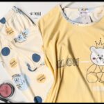 ⁦بجامة قطنية بأكمام قصيرة بتصميم رسومات دب للنساء لون أصفر وبيج من Sami boutique⁩ - الصورة ⁦3⁩