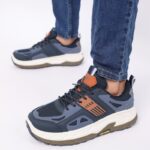 ⁦حذاء اي كان سبورت بأربطة للرجال لون أزرق ونعل أبيض وزيتي⁩ - الصورة ⁦6⁩