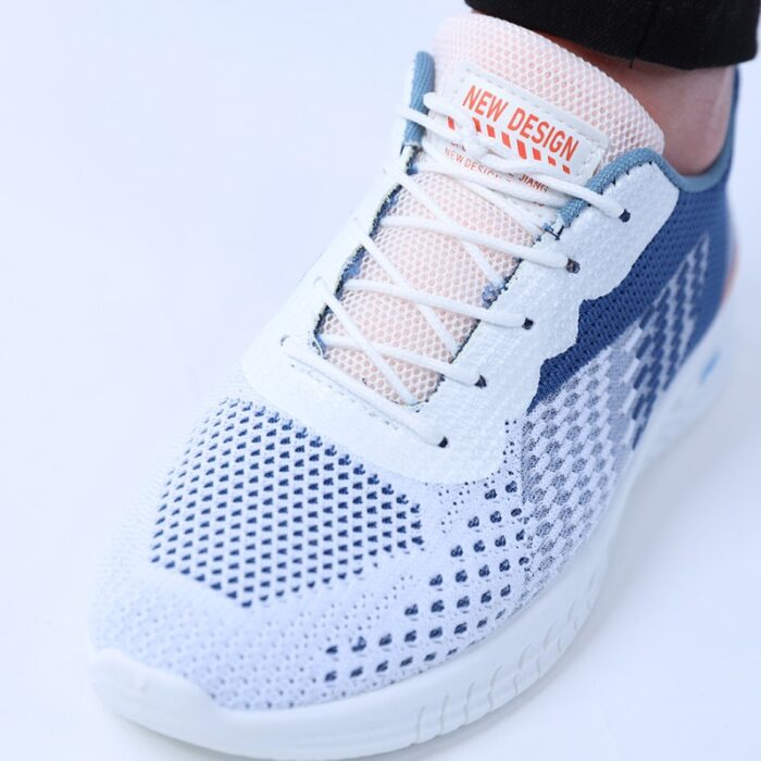 ⁦حذاء فاشن كاجوال جلد ونسيج للرجال لون أزرق ونعل أبيض⁩ - الصورة ⁦4⁩