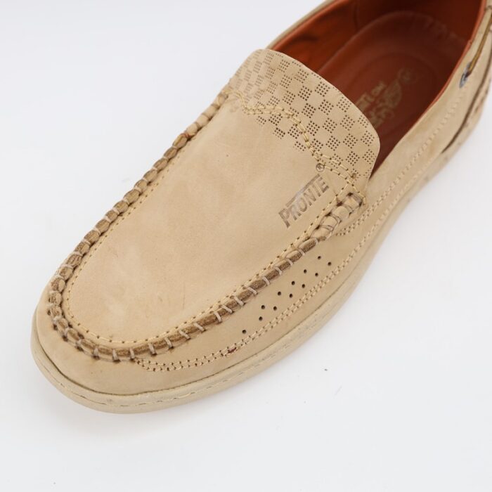 ⁦حذاء كاجوال شامواه للرجال لون بيج⁩ - الصورة ⁦4⁩