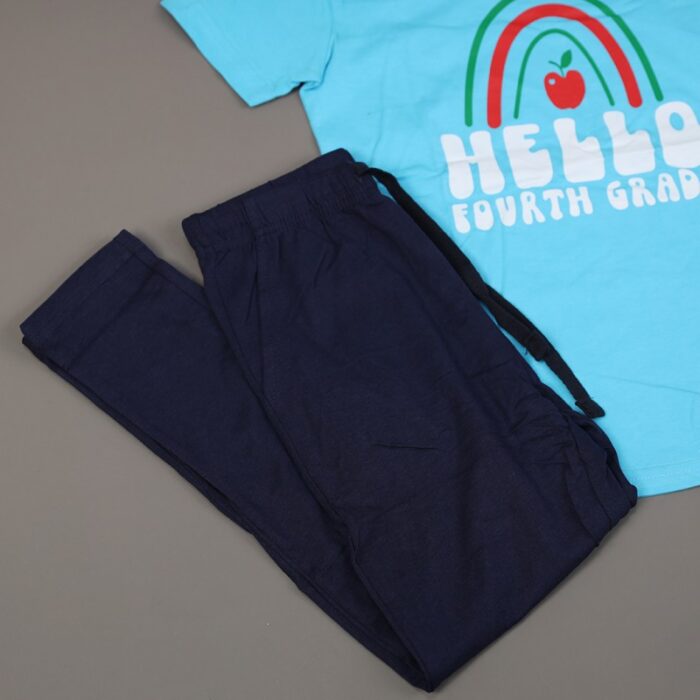 ⁦بجامة صيفية للأطفال لون أزرق فاتح وكحلي بتصميم تفاحة صغيرة⁩ - الصورة ⁦6⁩