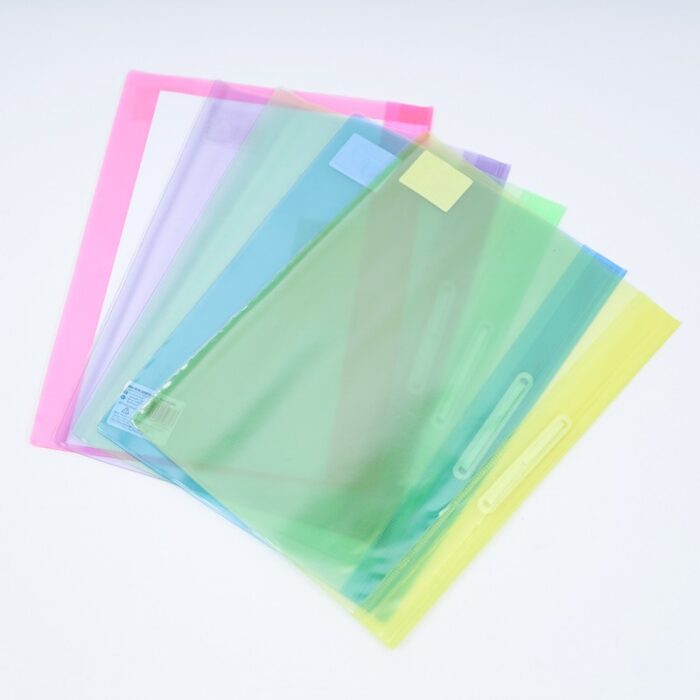 ⁦ملف شفاف لون أخضر 24*32 سم⁩ - الصورة ⁦2⁩