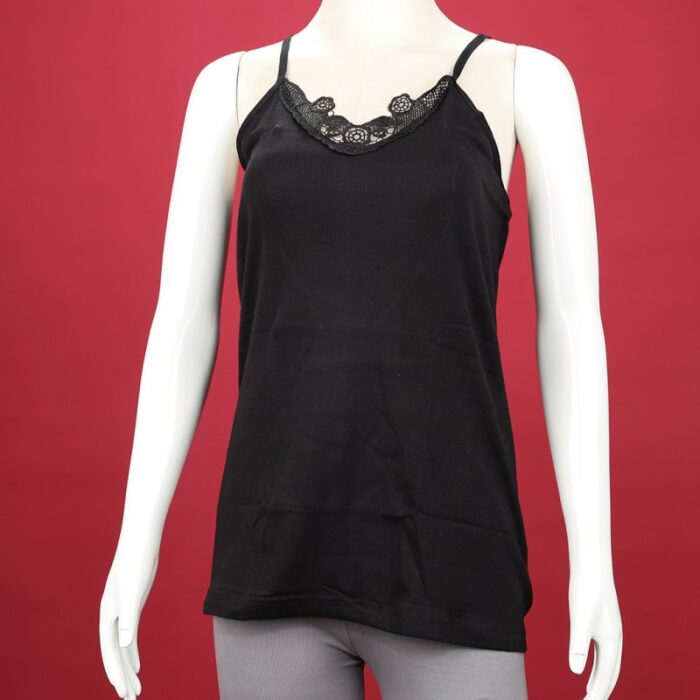 ⁦شباح داخلي (بروتيل) بحمالات رفيعة بتصميم دانتيل للنساء لون أسود⁩ - الصورة ⁦2⁩