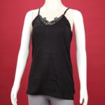 ⁦شباح داخلي (بروتيل) بحمالات رفيعة بتصميم دانتيل للنساء لون أسود⁩ - الصورة ⁦3⁩