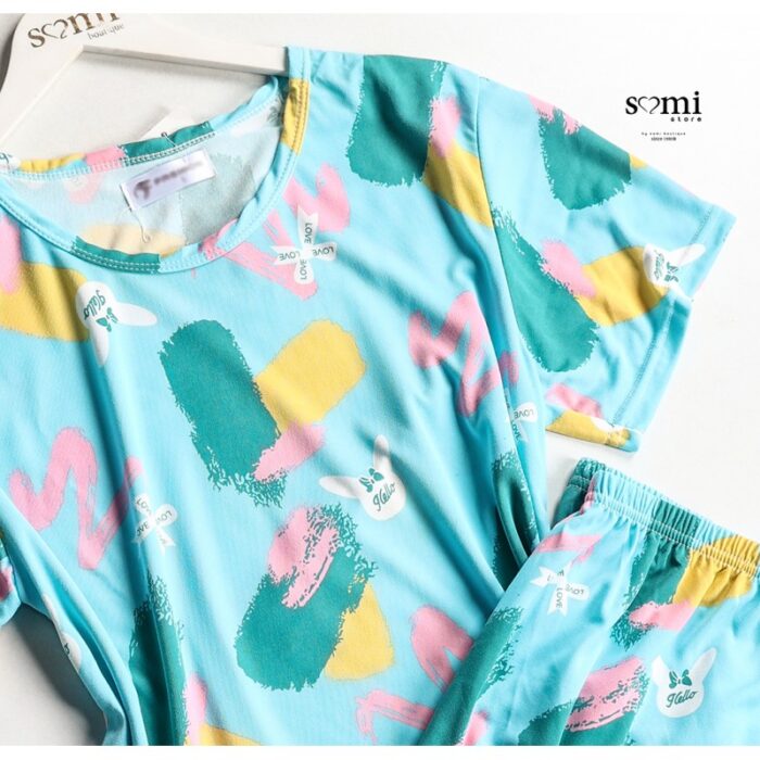 ⁦بجامة صيفية بأكمام قصيرة للنساء لون أزرق فاتح من Sami Boutique⁩ - الصورة ⁦2⁩