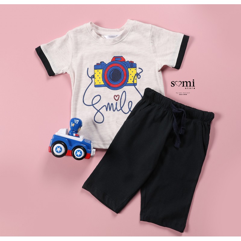 10332884_67dc40fcb88fd بجامة صيفية للأطفال تيشيرت وشورت لون بيج فاتح وأسود من Sami Boutique - الصورة 1
