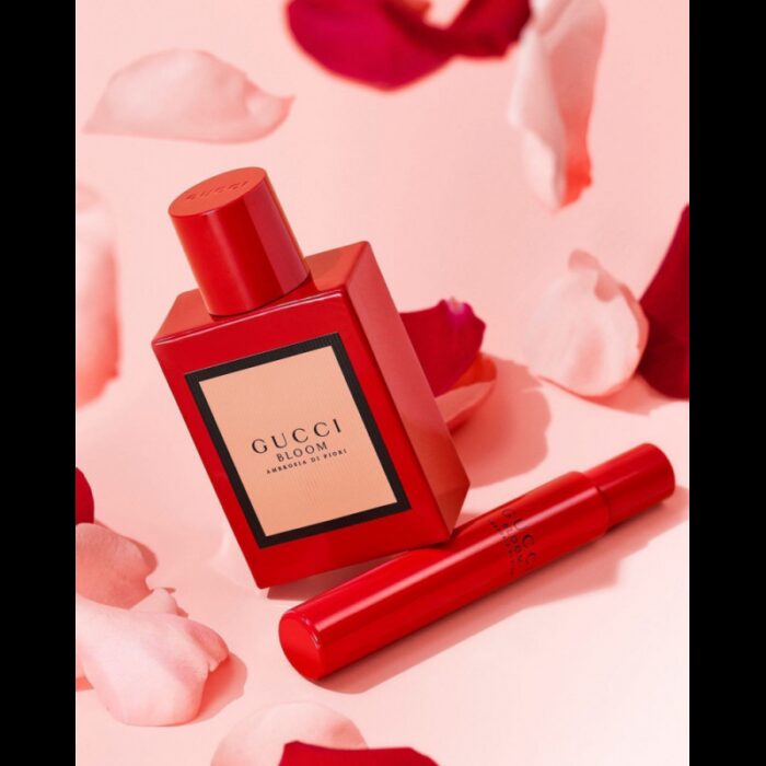 ⁦طقم غوتشي بلوم امبروسيا دي فيوري انتنس او دو بارفيوم-قطعتين- Gucci BLOOM Ambrosia di Fiori SET ( 100ml EDP Intense Perfume and 7.5ml EDP Intense Roller Ball )⁩ - الصورة ⁦4⁩