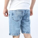 ⁦شورت جينز شبـابــي من INTERCODE⁩ - الصورة ⁦2⁩