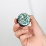 ستاند مقبض موبايل لاصق من 9 برو لون أخضر وأسود مموه