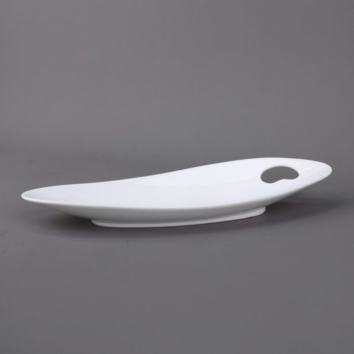 ⁦صحن بورسلان بتصميم شبه مستطيل حجم 30×8سم لون أبيض⁩ - الصورة ⁦6⁩