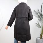 ⁦جاكيت شتوي جوخ طويل للنساء لون أسود⁩ - الصورة ⁦6⁩