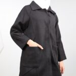 ⁦جاكيت شتوي جوخ طويل للنساء لون أسود⁩ - الصورة ⁦7⁩