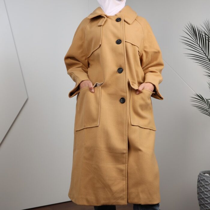 ⁦جاكيت شتوي جوخ للنساء لون بيج غامق⁩ - الصورة ⁦2⁩