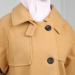 ⁦جاكيت شتوي جوخ للنساء لون بيج غامق⁩ - الصورة ⁦5⁩