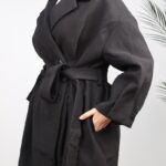 ⁦جاكيت شتوي جوخ للنساء لون أسود⁩ - الصورة ⁦3⁩