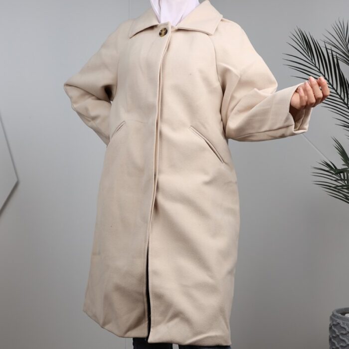 ⁦جاكيت شتوي جوخ طويل للنساء لون بيج فاتح⁩ - الصورة ⁦3⁩