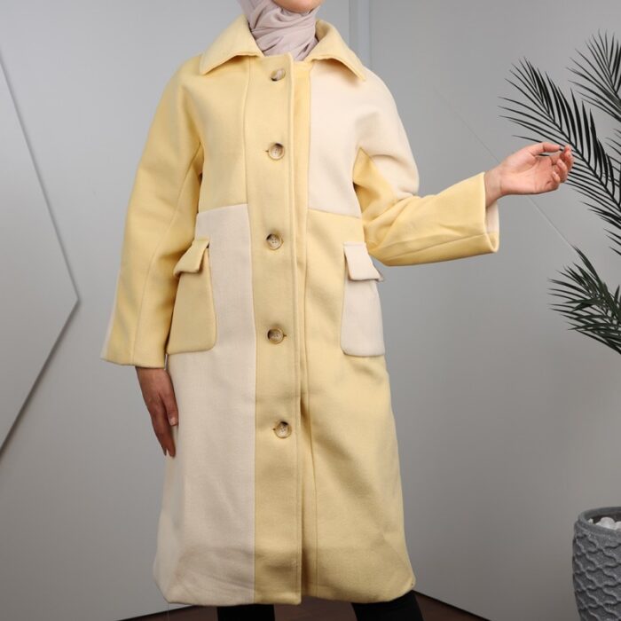 ⁦جاكيت شتوي جوخ للنساء لون بيج و أصفر⁩ - الصورة ⁦2⁩