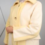 ⁦جاكيت شتوي جوخ للنساء لون بيج و أصفر⁩ - الصورة ⁦10⁩