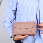 محفظة ستاتية لون نهدي