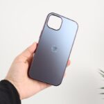 ⁦كفر جوال ايفون 13 لوجو ابل متين مقاوم للصدمات لون نهدي⁩ - الصورة ⁦10⁩