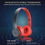 ⁦P47 wireless headphones - سماعة للرأس لاسلكية لون أسود و أحمر⁩ - الصورة ⁦3⁩