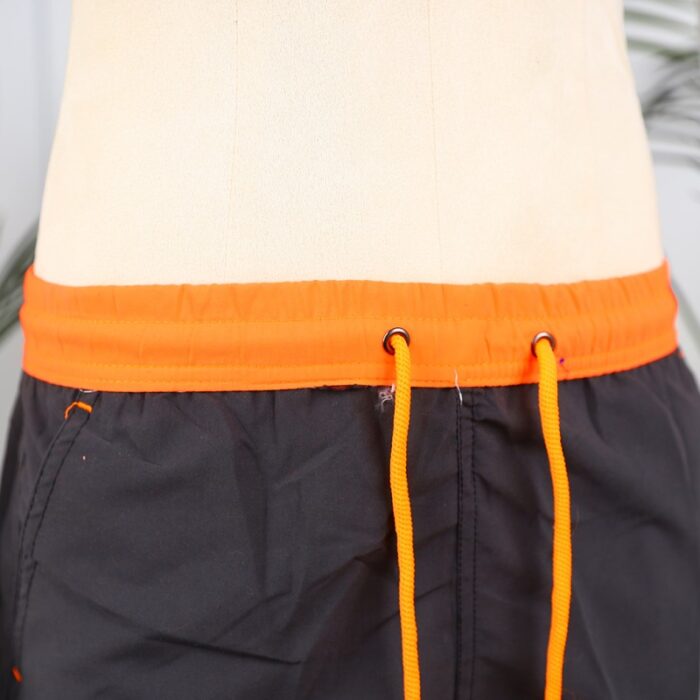 ⁦شورت شبابي قصير للرجال لون أسود⁩ - الصورة ⁦2⁩