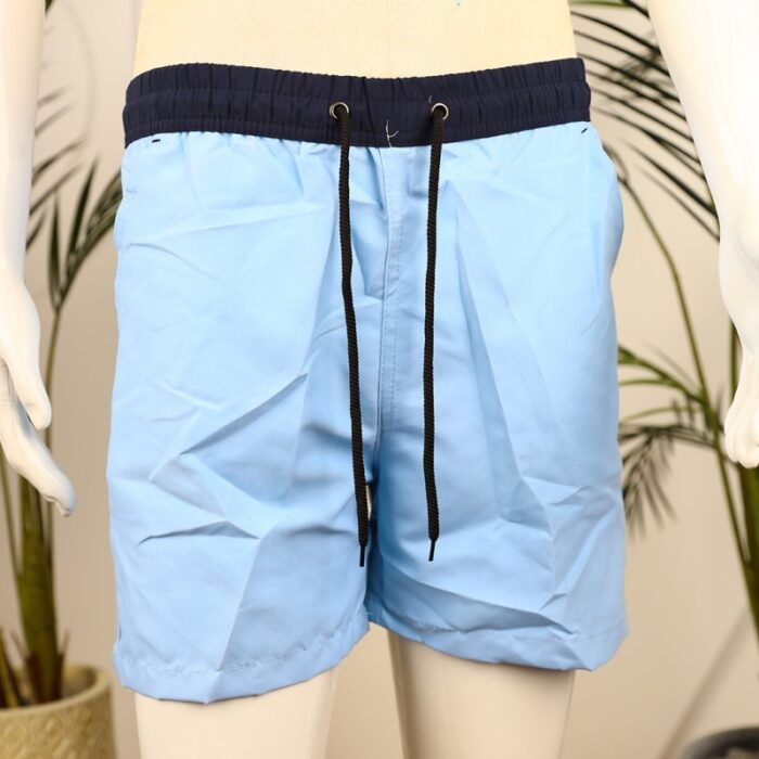 ⁦شورت شبابي قصير للرجال لون أزرق سماوي⁩ - الصورة ⁦2⁩