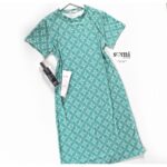 فستان بيتي بأكمام قصيرة للنساء لون أخضر وأبيض من Sami Boutique