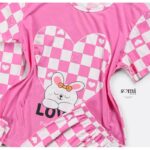 ⁦بجامة صيفية بأكمام قصيرة 3 قطع للنساء لون زهري وأبيض من Sami Boutique⁩ - الصورة ⁦2⁩