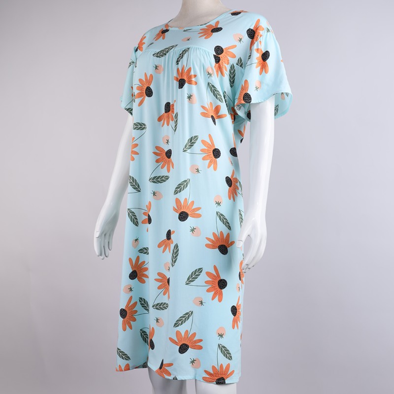 ⁦فستان بيتي صيفي للنساء لون أخضر فاتح بتصميم ورود⁩ - الصورة ⁦1⁩