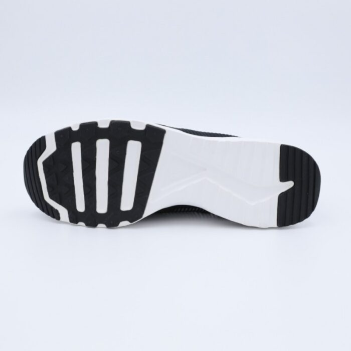 ⁦حذاء سول آند سول بأربطة لون أسود ونعل أبيض⁩ - الصورة ⁦6⁩