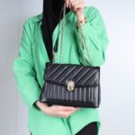 ⁦شنطة كتف لون اسود⁩ - الصورة ⁦5⁩