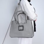 شنطة كتف لون سكني